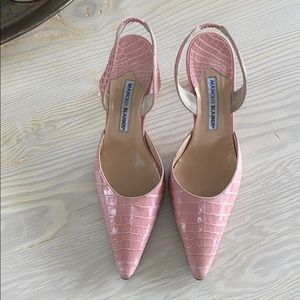 Manolo Blahnik Pink Crocodile Carolyne Slingback